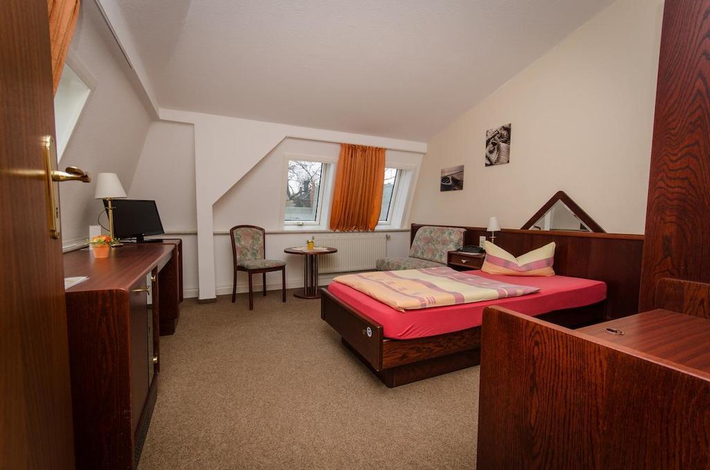 Hotel Siegmar Im Geschaftshaus Chemnitz Phòng bức ảnh